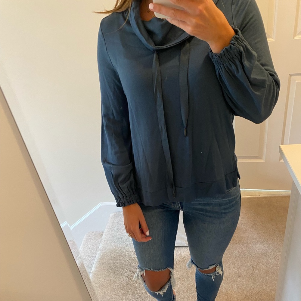 Lou & Grey Sweatshirt Size Small